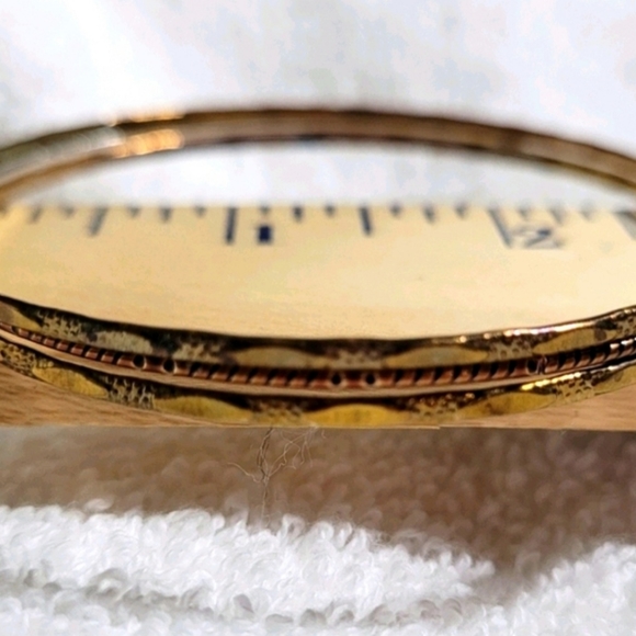 •𝙑𝙄𝙉𝙏𝘼𝙂𝙀•𝙏𝙍𝙄𝙊 𝙎𝙀𝙏 - Picture 2 of 16